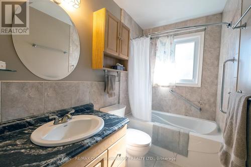 35 Anne Street, Quinte West, ON - Indoor Photo Showing Bathroom