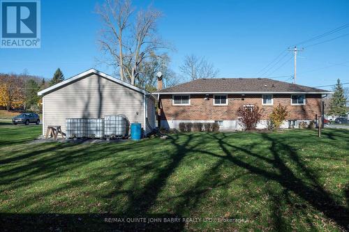 35 Anne Street, Quinte West, ON - Outdoor