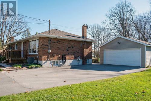 35 Anne Street, Quinte West, ON - Outdoor