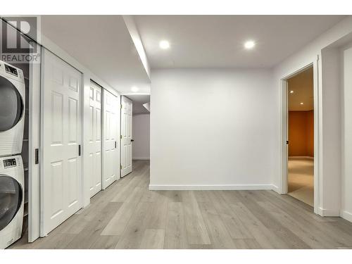 30 Lambert Place, Coldstream, BC - Indoor Photo Showing Laundry Room