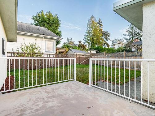 2411 Amelia Ave, Sidney, BC 