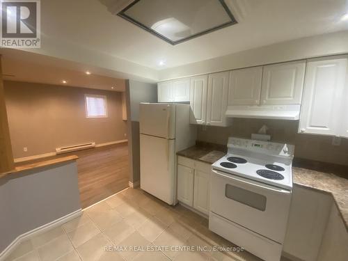 Main - 10 Steven Street, Orangeville, ON - Indoor Photo Showing Kitchen