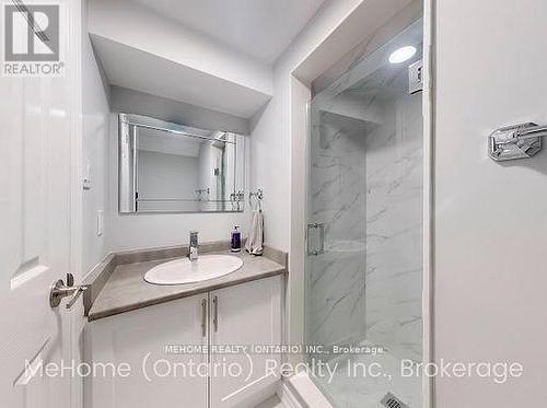 4 Bison Drive, Toronto, ON -  Photo Showing Bathroom