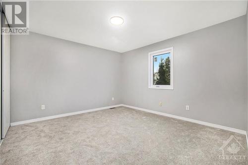 2 Insmill Crescent, Kanata, ON - Indoor Photo Showing Other Room