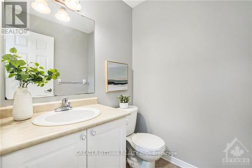 2 Insmill Crescent, Ottawa, ON - Indoor Photo Showing Bathroom