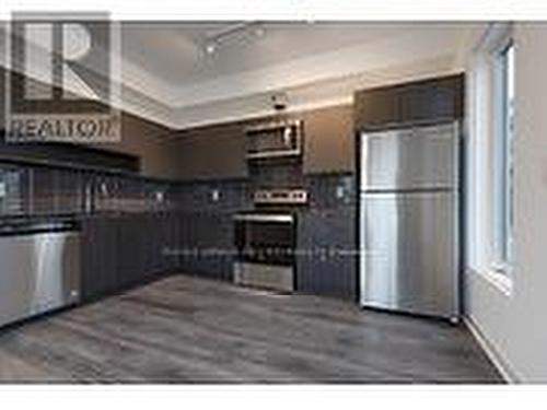 42 - 1095 Cooke Boulevard, Burlington, ON - Indoor Photo Showing Kitchen With Stainless Steel Kitchen