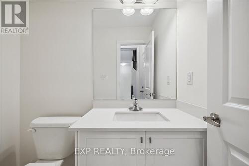 64 Cosmopolitan Common, St. Catharines, ON - Indoor Photo Showing Bathroom