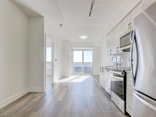 1203-3121 Sheppard Ave E, Toronto, ON - Indoor Photo Showing Kitchen With Stainless Steel Kitchen