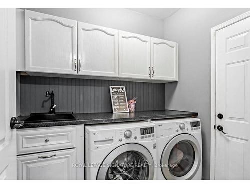 18 Preston Ave, New Tecumseth, ON - Indoor Photo Showing Laundry Room