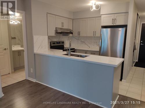 1915 - 18 Yonge Street, Toronto, ON - Indoor Photo Showing Kitchen With Double Sink