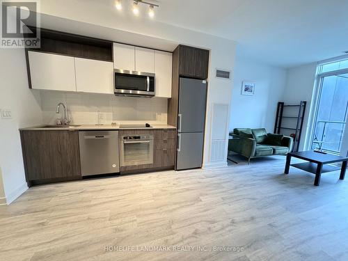 467 - 121 Sherbourne Street, Toronto, ON - Indoor Photo Showing Kitchen