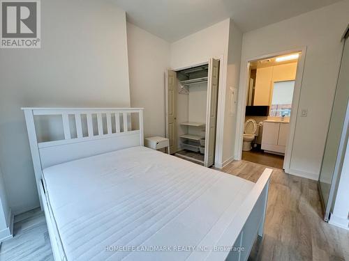 467 - 121 Sherbourne Street, Toronto, ON - Indoor Photo Showing Bedroom