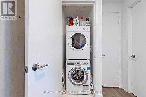 1805 - 115 Blue Jays Way, Toronto, ON - Indoor Photo Showing Laundry Room