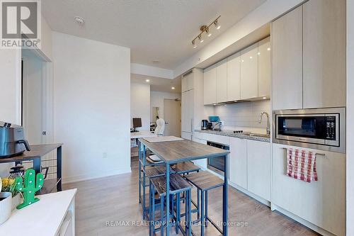 1805 - 115 Blue Jays Way, Toronto, ON - Indoor