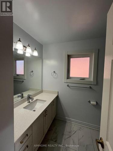 78 Alpine Crescent, Richmond Hill, ON - Indoor Photo Showing Bathroom