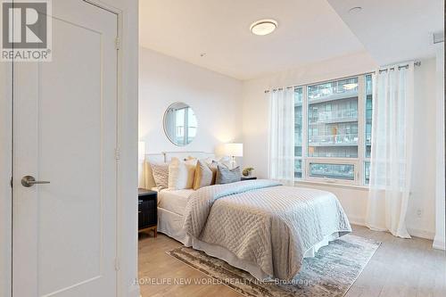 401 - 110 Marine Parade Drive, Toronto, ON - Indoor Photo Showing Bedroom