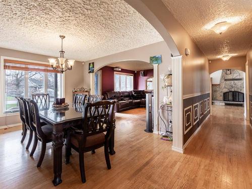 Salle Ã  manger - 443 Rue Bernard, Saint-Alexandre, QC - Indoor Photo Showing Dining Room With Fireplace