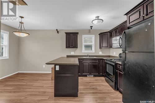 562 150 Langlois Way, Saskatoon, SK - Indoor Photo Showing Kitchen