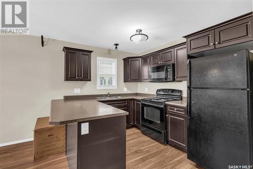 562 150 Langlois Way, Saskatoon, SK - Indoor Photo Showing Kitchen