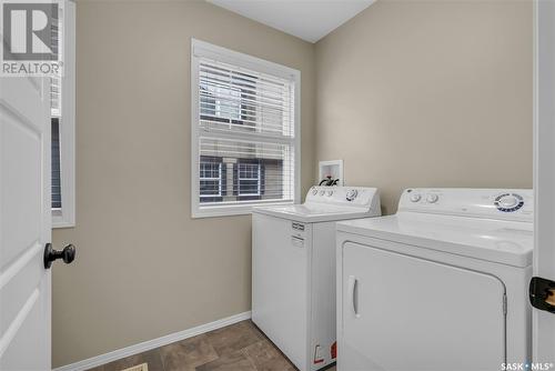 562 150 Langlois Way, Saskatoon, SK - Indoor Photo Showing Laundry Room