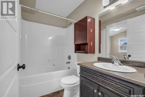 562 150 Langlois Way, Saskatoon, SK - Indoor Photo Showing Bathroom