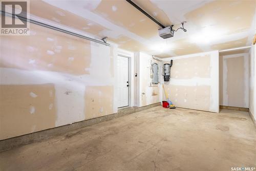 562 150 Langlois Way, Saskatoon, SK - Indoor Photo Showing Garage