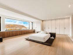 Master bedroom - 