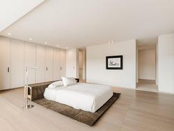 Master bedroom - 