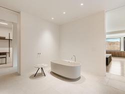 Ensuite bathroom - 