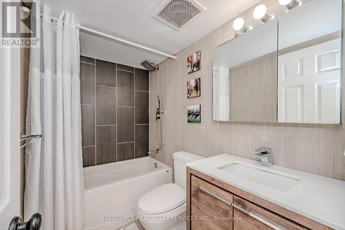 316 - 211 Randolph Road, Toronto, ON - Indoor Photo Showing Bathroom