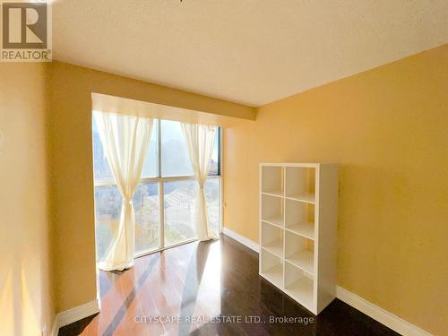 1108 - 25 Trailwood Drive, Mississauga, ON - Indoor Photo Showing Other Room