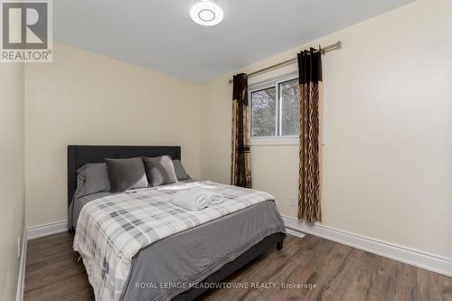 67 Eleanor Crescent, Halton Hills, ON - Indoor Photo Showing Bedroom