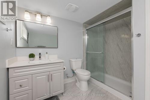 67 Eleanor Crescent, Halton Hills, ON - Indoor Photo Showing Bathroom