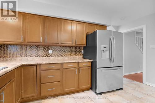 101 Woodrow Crescent, London, ON - Indoor Photo Showing Kitchen