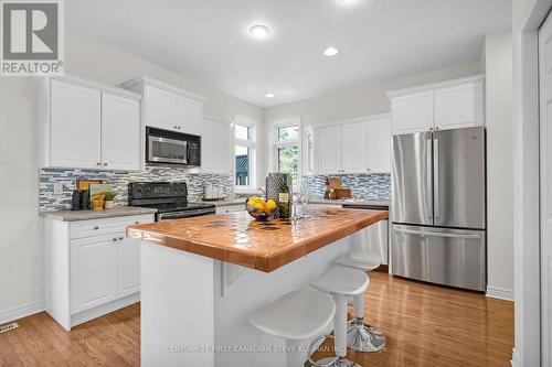 31 - 475 Mcgarrell Drive, London, ON - Indoor Photo Showing Kitchen With Stainless Steel Kitchen