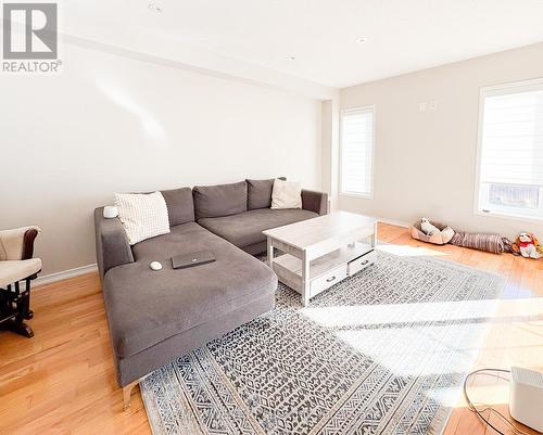 5 Westray Crescent, Ajax, ON - Indoor Photo Showing Living Room