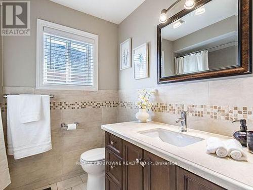 5312 Fallingbrook Drive, Mississauga, ON - Indoor Photo Showing Bathroom