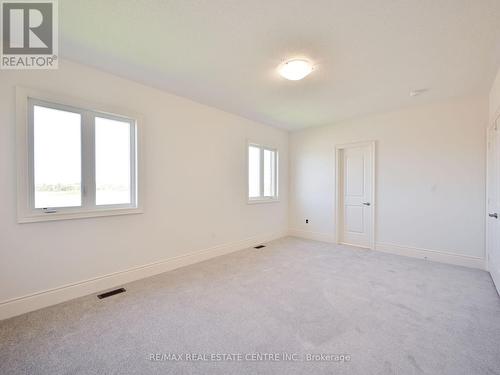 1555 Severn Drive, Milton, ON - Indoor Photo Showing Other Room