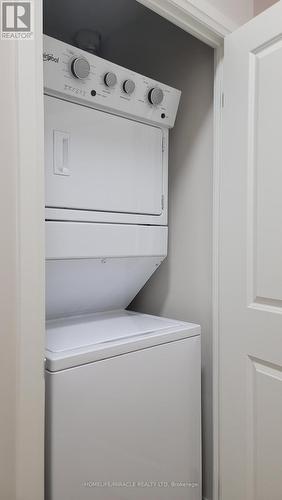 Up35 - 50 Herrick Avenue, St. Catharines, ON - Indoor Photo Showing Laundry Room