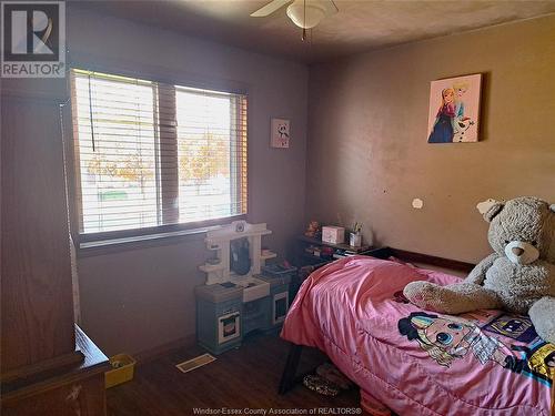 54 Sutton Drive, Leamington, ON - Indoor Photo Showing Bedroom