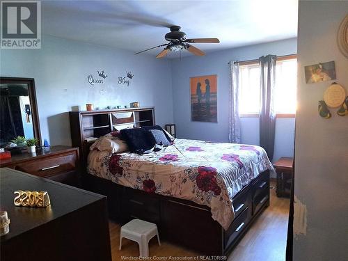 54 Sutton Drive, Leamington, ON - Indoor Photo Showing Bedroom