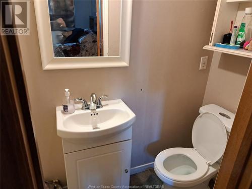 54 Sutton Drive, Leamington, ON - Indoor Photo Showing Bathroom