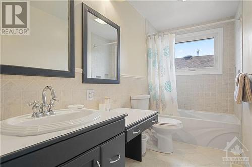 410 Ferrill Crescent, Carleton Place, ON - Indoor Photo Showing Bathroom