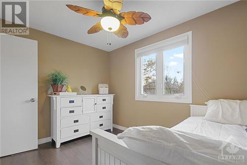 410 Ferrill Crescent, Carleton Place, ON - Indoor Photo Showing Bedroom