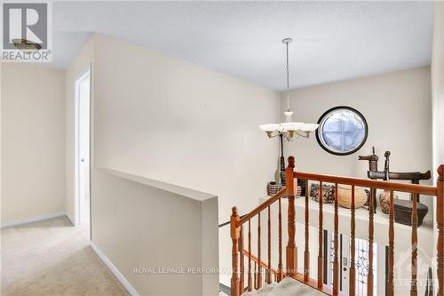 2103 Esprit Drive, Ottawa, ON - Indoor Photo Showing Other Room