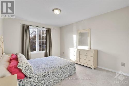 2103 Esprit Drive, Ottawa, ON - Indoor Photo Showing Bedroom