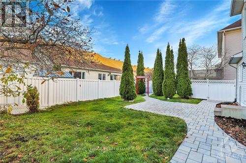 2103 Esprit Drive, Ottawa, ON - Outdoor