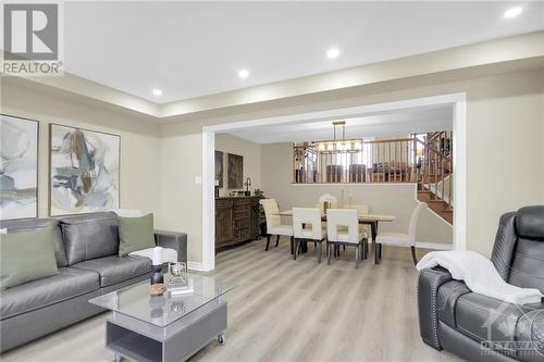 3590 Cambrian Road, Ottawa, ON - Indoor Photo Showing Living Room