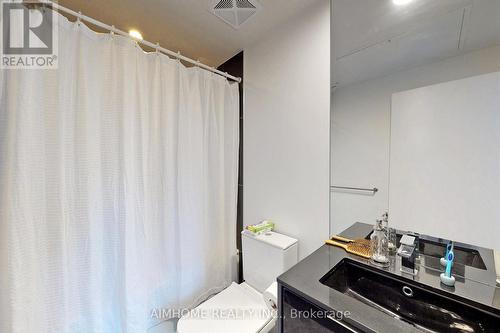 1415 - 70 Temprance Street, Toronto, ON - Indoor Photo Showing Bathroom