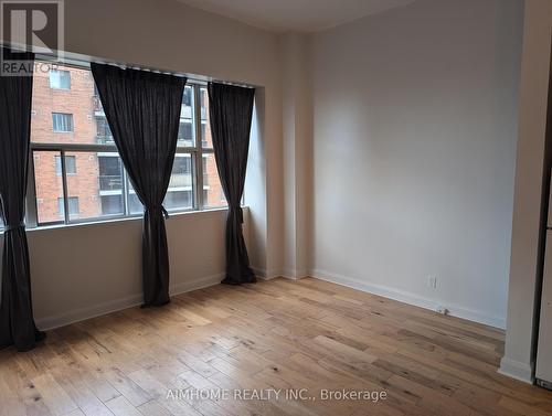 604 - 700 King Street W, Toronto, ON - Indoor Photo Showing Other Room